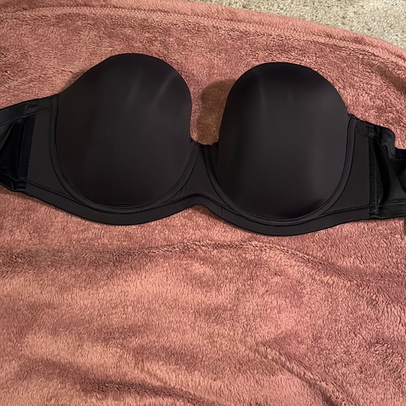 Women’s strapless bra, contoured cups - Picture 1 of 6